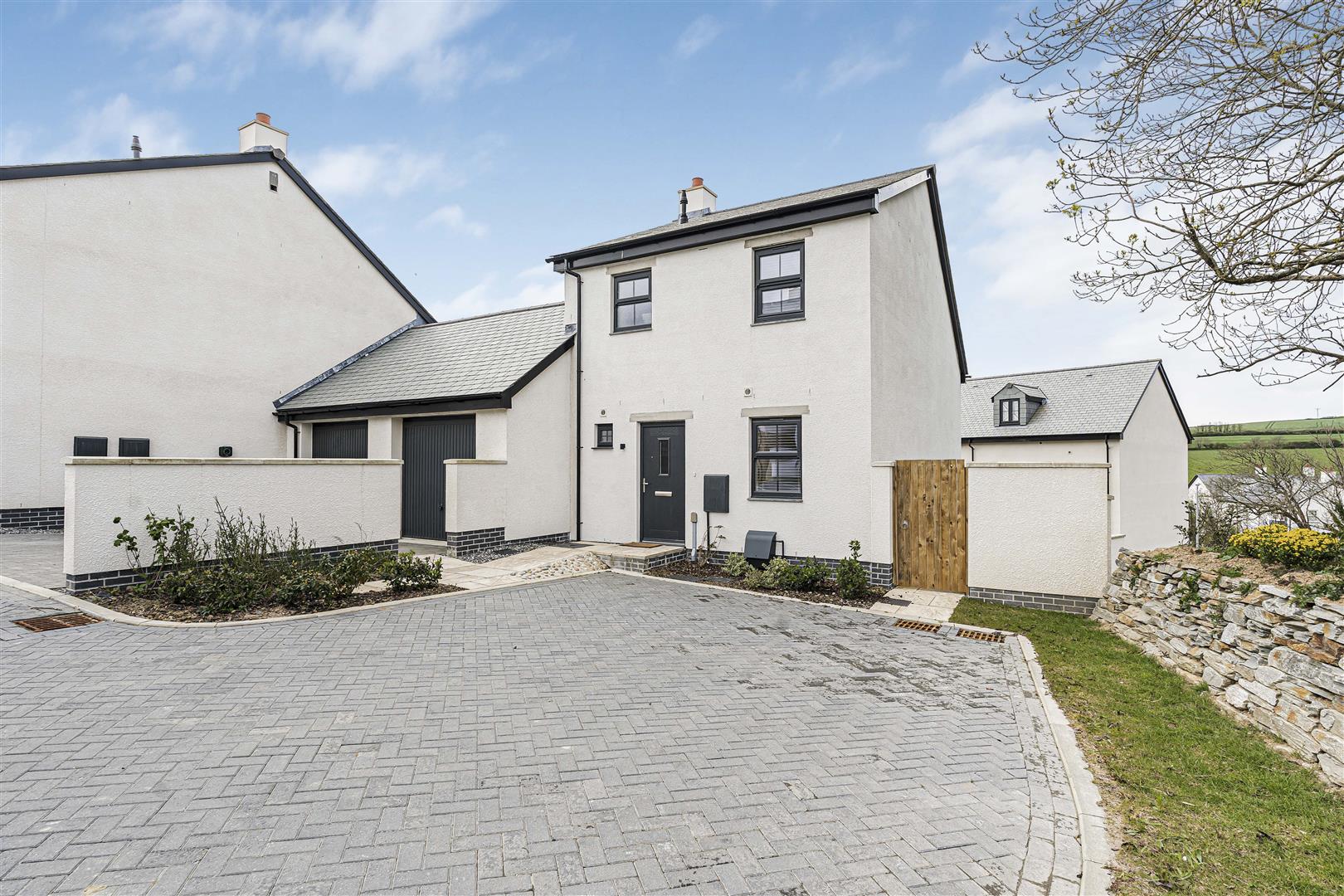 Chough Close, Trevemper, Newquay photo - 1